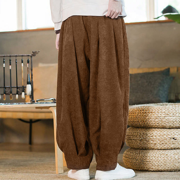 Pantalon harem rétro pour homme en velours côtelé uni doublé polaire, design simple, avec poches, de la Buddha Stones. - image 7