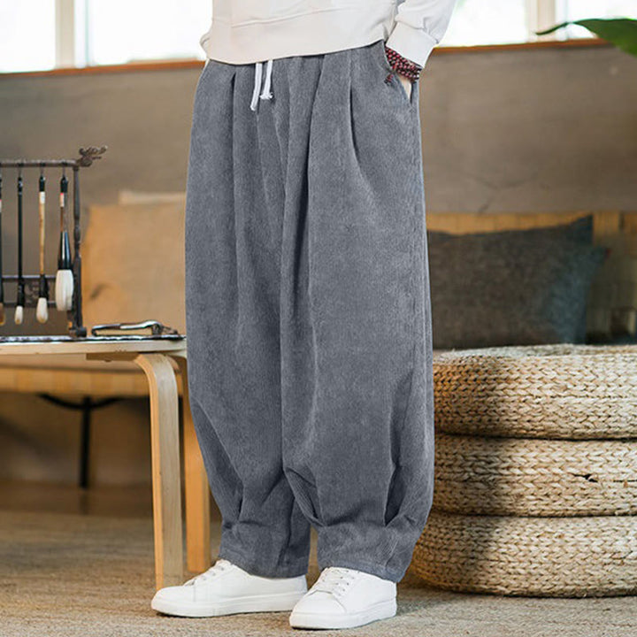 Pantalon harem rétro pour homme en velours côtelé uni doublé polaire, design simple, avec poches, de la Buddha Stones. - image 15