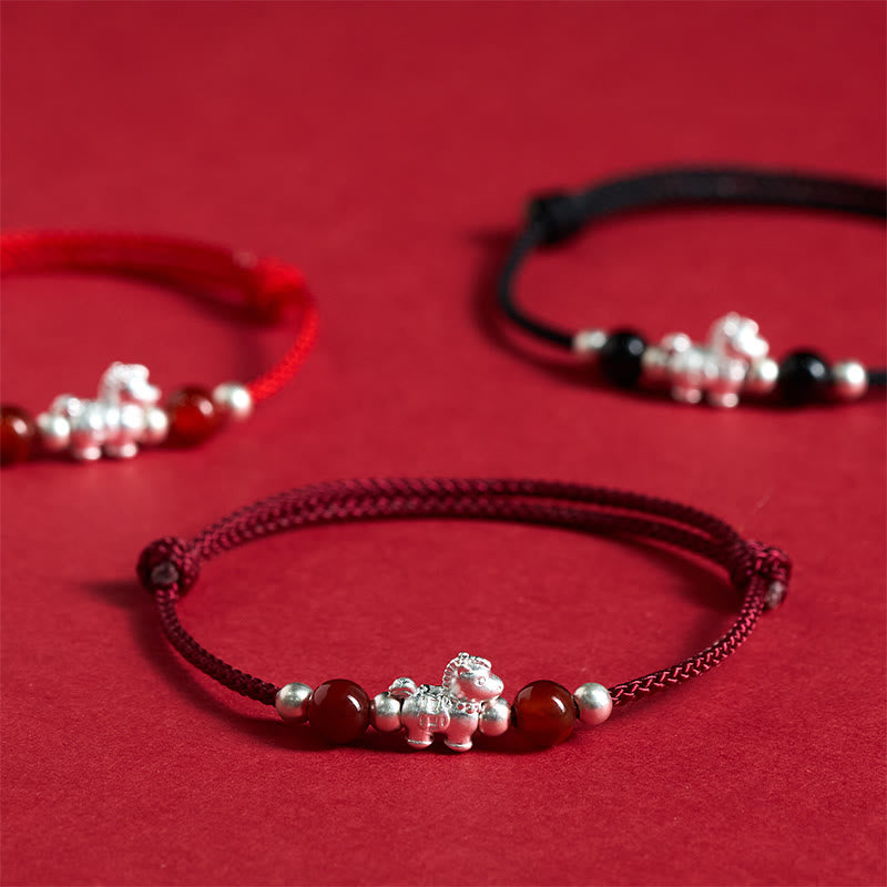 Bracelet en argent sterling 999 et agate rouge Buddha Stones de prospérité et année du Cheval - image 0