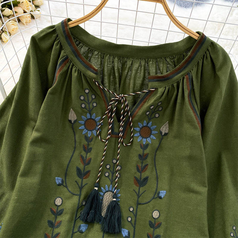 T-shirt à col rond pour femme en coton et lin avec broderie décontractée à motif de fleurs et de feuilles et Buddha Stones  - image 2