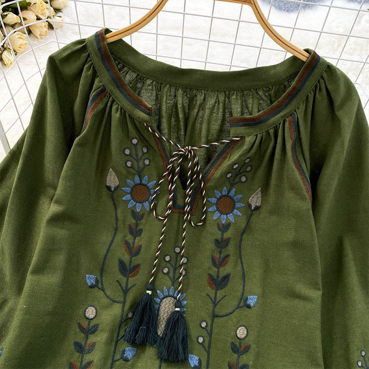 T-shirt à col rond pour femme en coton et lin avec broderie décontractée à motif de fleurs et de feuilles et Buddha Stones  - image 2