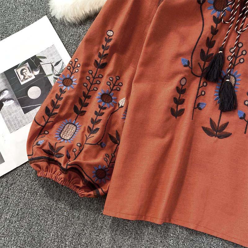 T-shirt à col rond pour femme en coton et lin avec broderie décontractée à motif de fleurs et de feuilles et Buddha Stones  - image 20