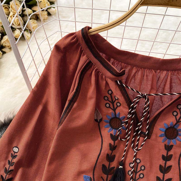 T-shirt à col rond pour femme en coton et lin avec broderie décontractée à motif de fleurs et de feuilles et Buddha Stones  - image 19
