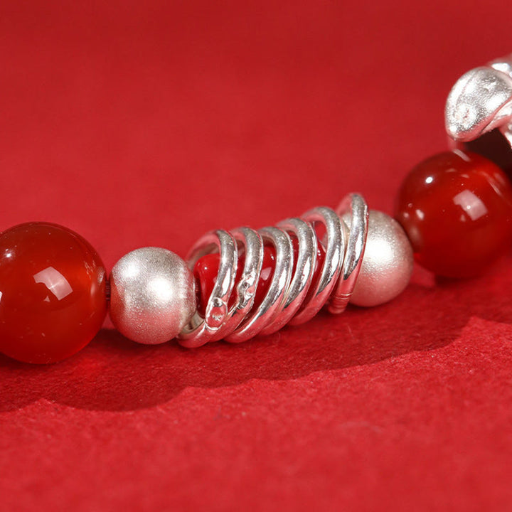 Bracelet en argent sterling 999 et cinabre, orné de Buddha Stones et symbole de l'année du Cheval, en agate rouge et cinabre, symbole de sérénité. - image 9