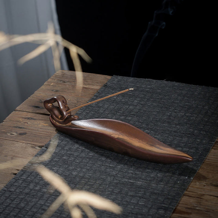 Brûleur d'encens en forme de petit bateau en Buddha Stones et de cigale - image 6