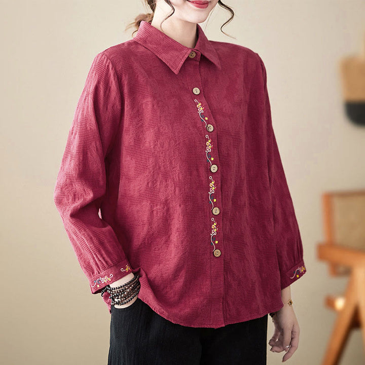 Chemise à manches longues en coton pour femme, à revers, ornée de boutons et de broderies florales unies , Buddha Stones et motif floral printanier. - Rouge foncé - US12，UK/AU16，EU44 (3XL) - image 23