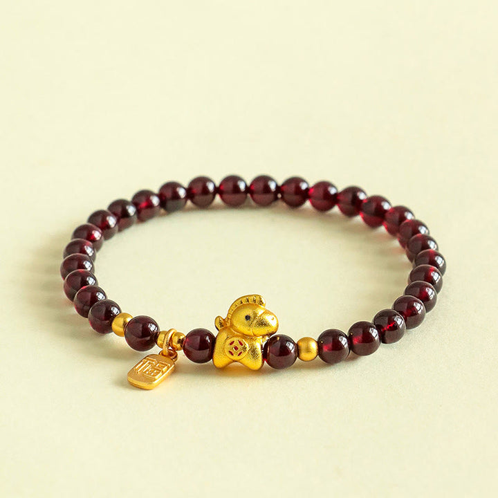 Bracelet de protection en grenat de l'année du Cheval, orné de Buddha Stones et du caractère Fu - image 3