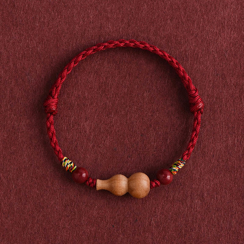 Bracelet porte-bonheur ajustable en Buddha Stones, calebasse et corde en bois de pêcher - Cordon rouge foncé (Tour de poignet : 15-19 cm) - image 0
