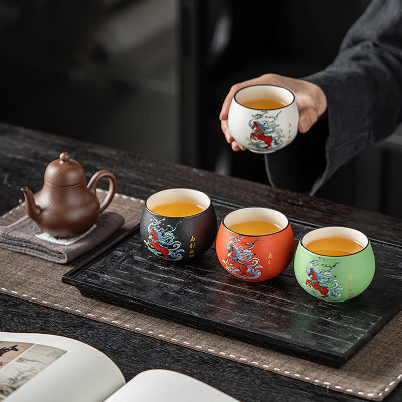 Tasse à thé en céramique peinte à la main, inspirée de l'année du Cheval et des Buddha Stones  - image 4