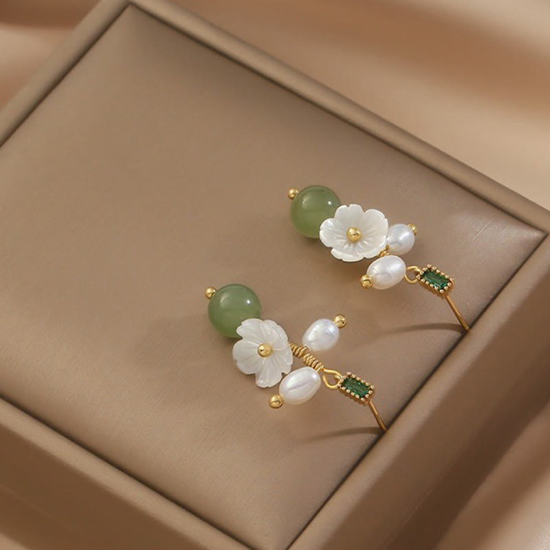 Boucles d'oreilles en Buddha Stones , jade Hetian, perle, fleur, symbole de prospérité et d'abondance - image 2