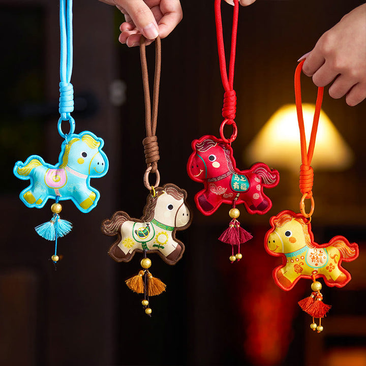 Buddha Stones Année du Cheval Porte-clés à pompon brodé de couleurs variées, symbole de prospérité - image 0