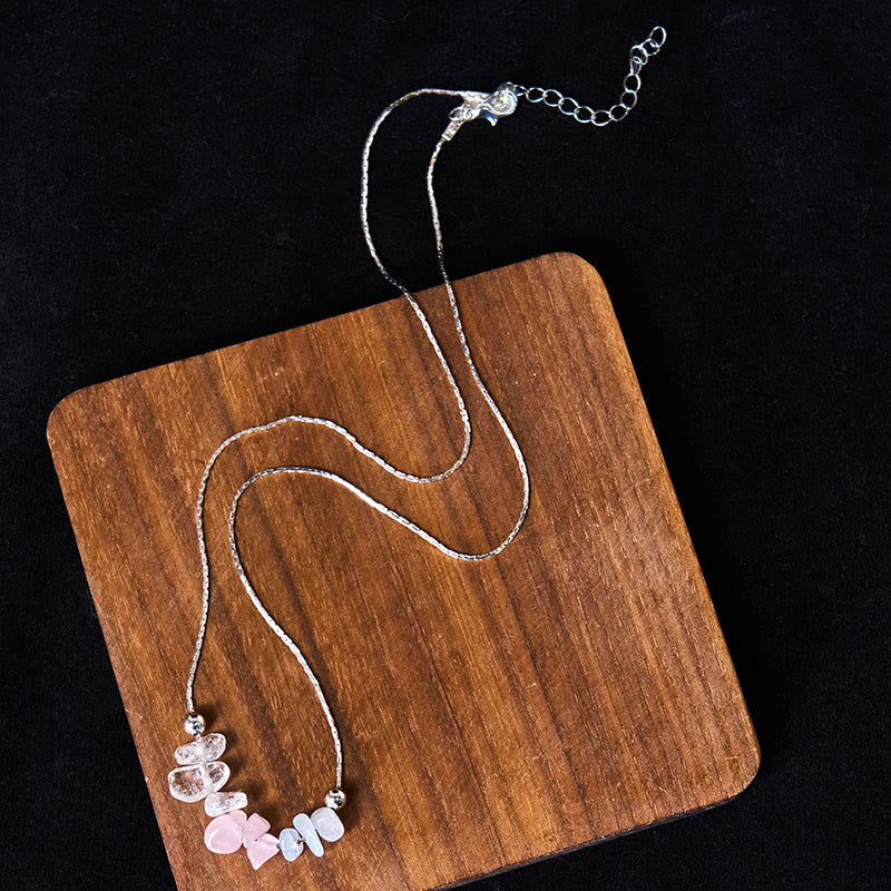 Collier pendentif en cristal rose, orbidine noire, quartz fumé, grenat, aigue-marine et quartz fraise, orné de Buddha Stones et symbole de force. - image 11