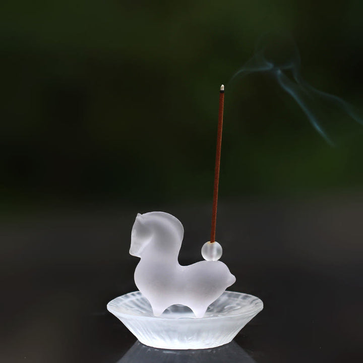 Buddha Stones Année du Cheval Capsule de lotus Feuille de lotus Pièce d'art en cristal Liuli Décoration énergétique pour la maison ou le bureau - Cheval avec trou pour encens et coussinet en forme de capsule de lotus - image 22