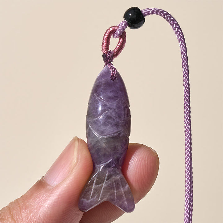 Collier pendentif en Buddha Stones sculptée en forme de carpe koï, cristal rose, agate indienne et améthyste, symbole de chaleur et de prospérité - image 14
