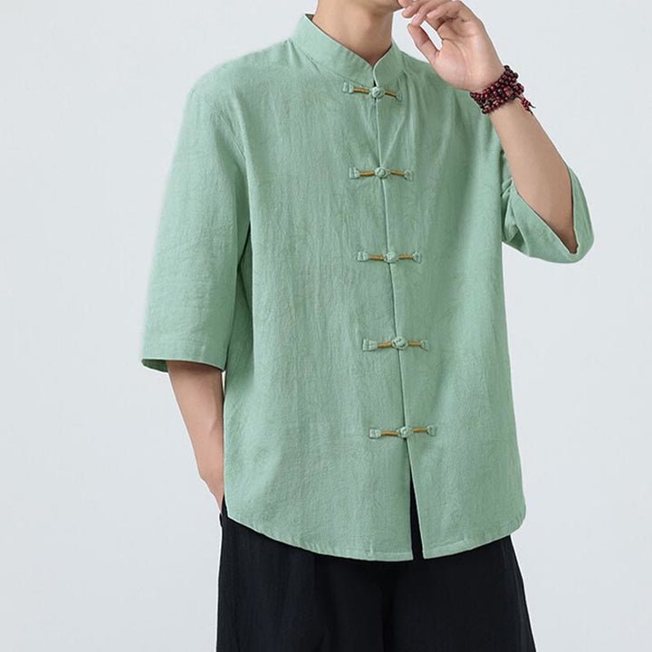 Chemise homme à manches courtes en coton et lin, motif feuilles de bambou et Buddha Stones, style chinois, avec boutons grenouille. - image 13