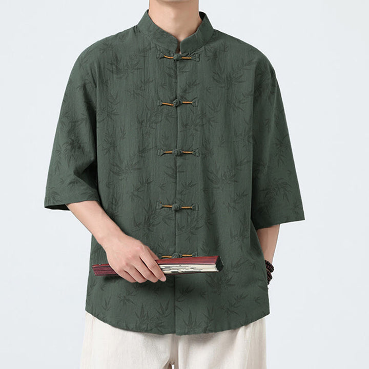 Chemise homme à manches courtes en coton et lin, motif feuilles de bambou et Buddha Stones, style chinois, avec boutons grenouille. - image 8