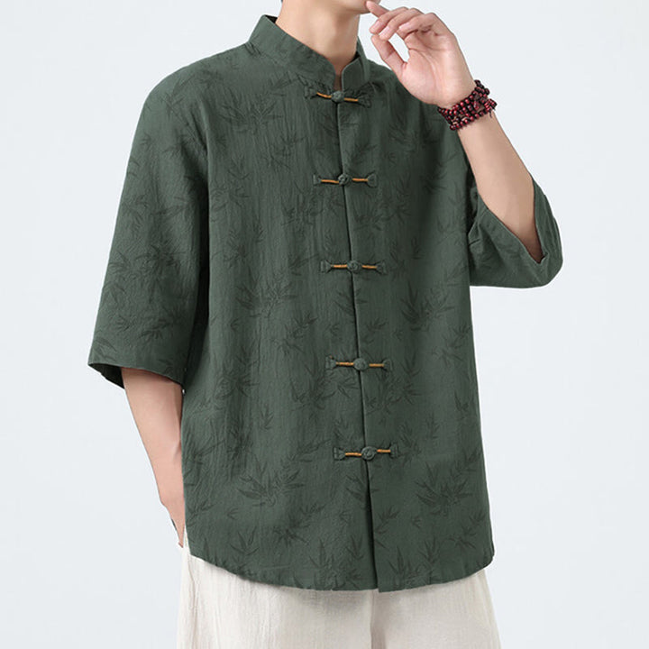 Chemise homme à manches courtes en coton et lin, motif feuilles de bambou et Buddha Stones, style chinois, avec boutons grenouille. - image 9