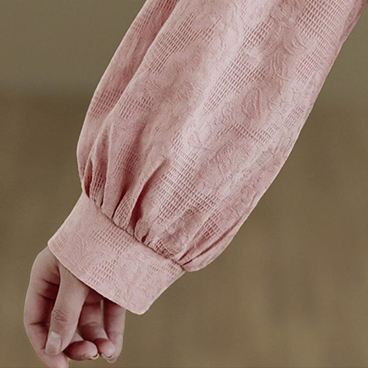 Chemise en coton à manches longues pour femme, motif floral traditionnel printanier, ornée de Buddha Stones et de boutons brandebourg. - image 15