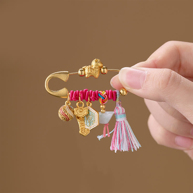 Buddha Stones Broche porte-bonheur Ruyi, symbole de l'année du Cheval, avec boucle de paix et poignée en forme de lotus. - image 11