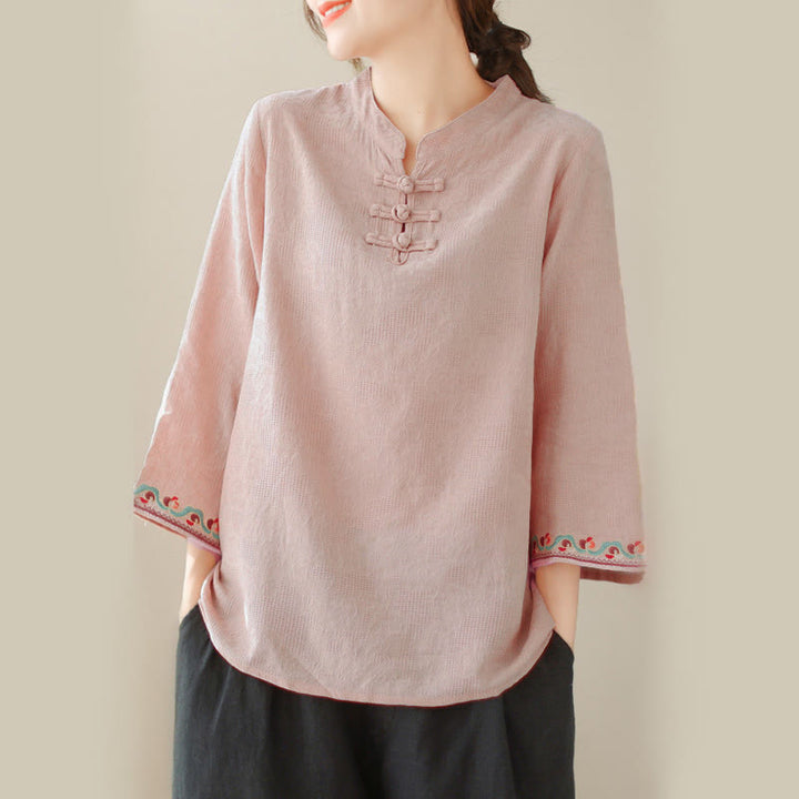 Chemise en coton pour femme, ornée de Buddha Stones jacquard, col montant à boutons brandebourg et manches trois-quarts. - image 29