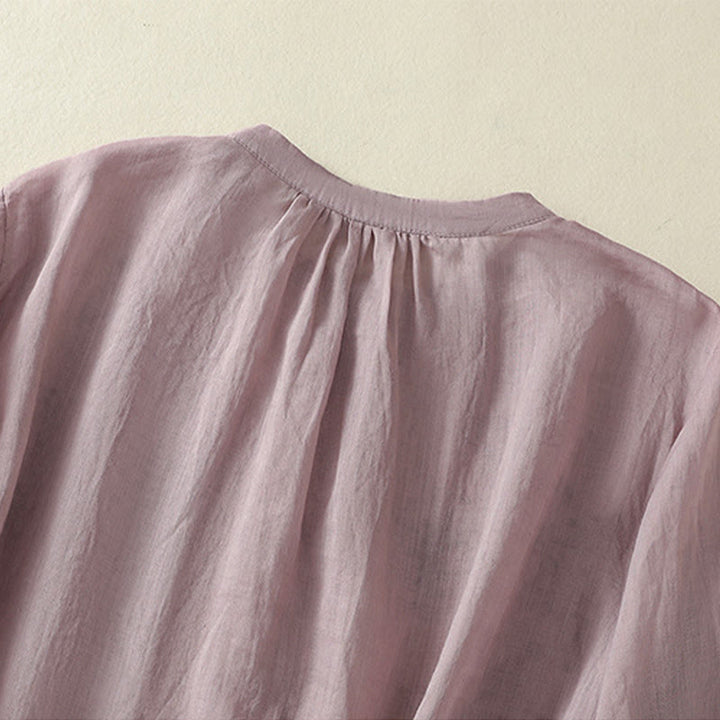 Buddha Stones Chemise en coton pour femme, ornée de broderies, à col montant et manches trois-quarts, fendue sur le côté et ornée de plis. - image 10