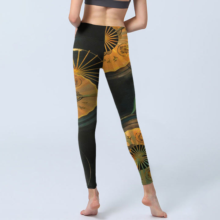 Buddha Stones Leggings de sport pour femmes avec imprimé de carpes koï et éventail pliable. Pantalon de yoga. - image 6