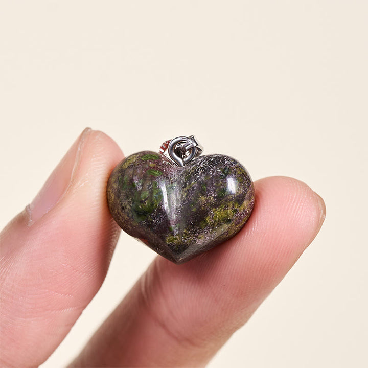 Collier pendentif en forme de cœur Buddha Stones : améthyste, topaze, cristal rose, opale, œil de tigre, cristal blanc, jaspe rouge, amazonite, aventurine verte, obsidienne noire, citrine. - image 10