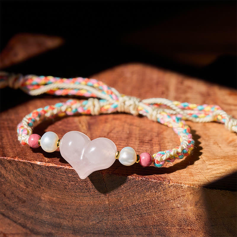 Bracelet en corde tressée rose avec cristal rose et motif cœur en Buddha Stones, symbole de chaleur et d'amour - Cristal rose (Tour de poignet : 13-20 cm) - image 0