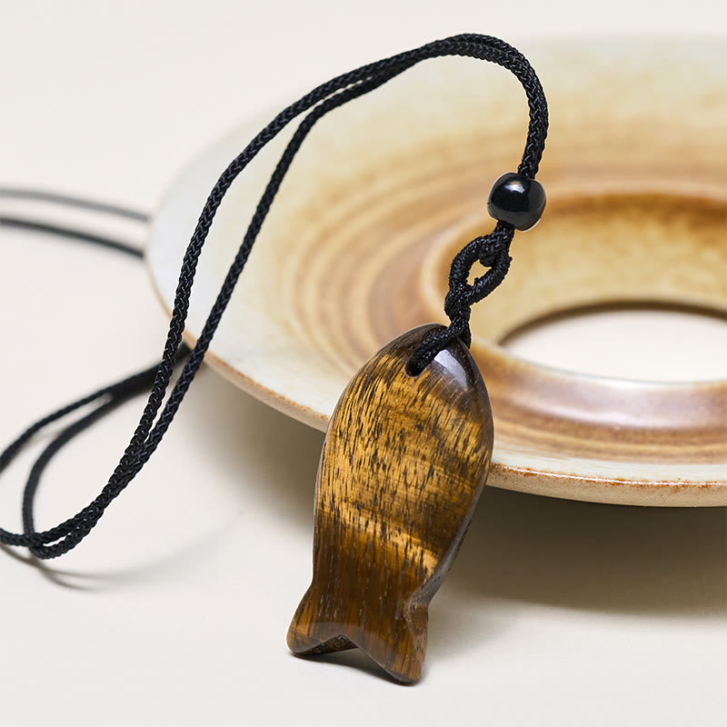 Collier pendentif en Buddha Stones , carpe koï, cristal rose, agate indienne, améthyste, topaze, jaspe rouge, symbole de succès et de chaleur. - image 32