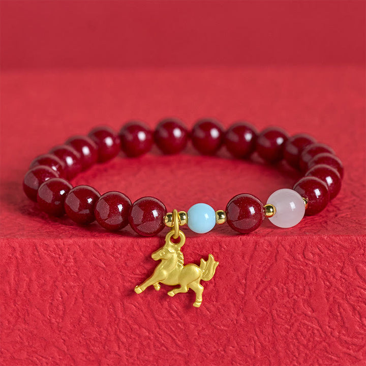 Bracelet en cinabre avec breloque cheval au galop et Buddha Stones, année du Cheval. - image 3