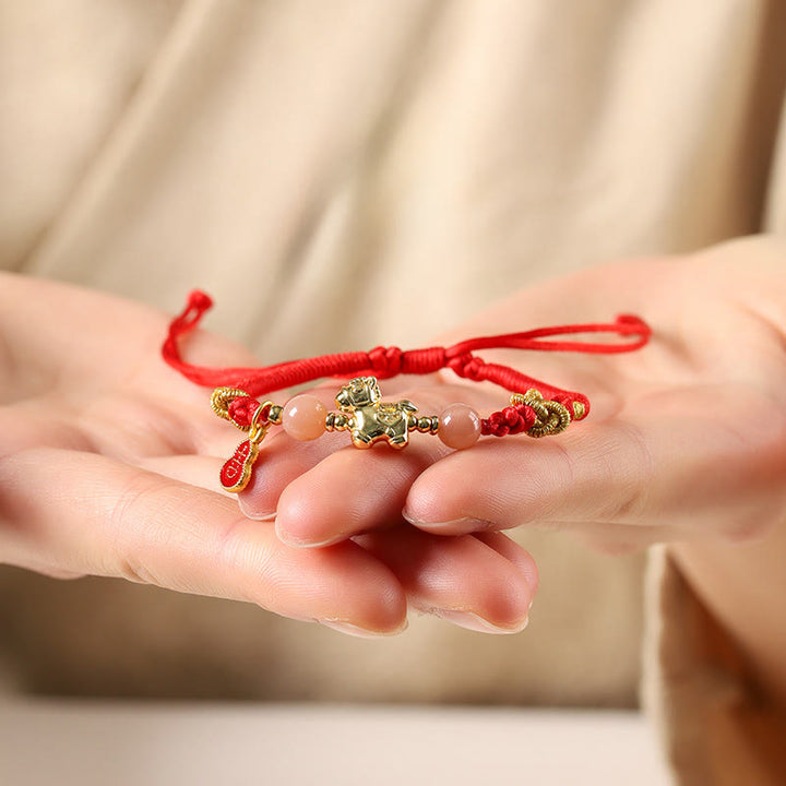 Buddha Stones Bracelet porte-bonheur en cuivre, pierre de soleil, agate blanche et cordon rouge, année du Cheval - image 3