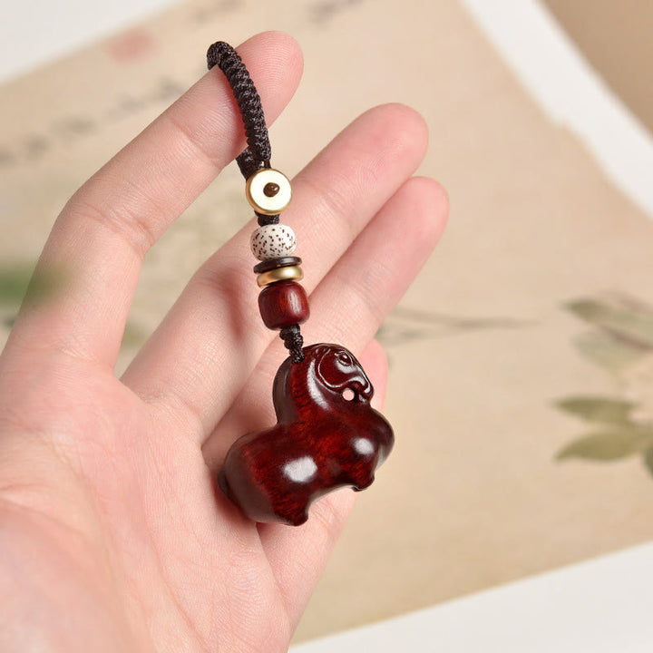 Buddha Stones Porte-clés Balance en bois de santal rouge à petites feuilles, année du Cheval - image 2