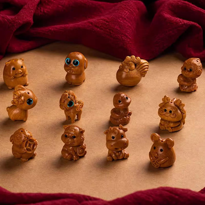 Buddha Stones Porte-clés de bénédiction « Année du Cheval » en bois de santal rouge, étoile, lune et graine de Bodhi - image 53