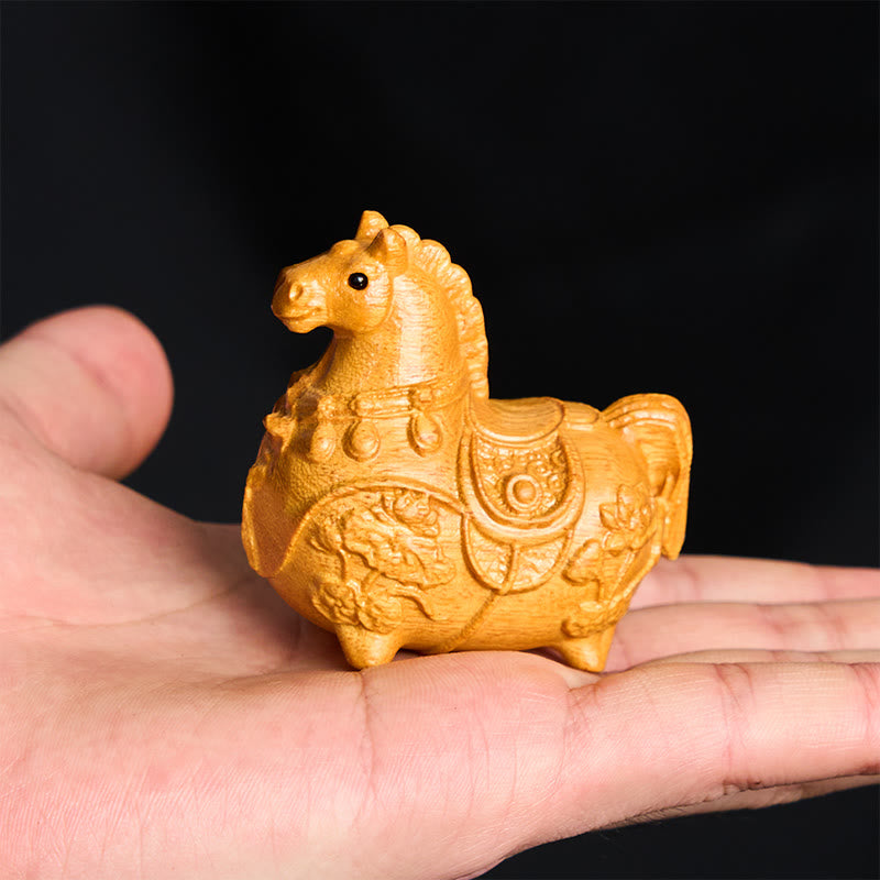 Buddha Stones Mini décoration Année du Cheval Lotus Ébène Bois de Tilleul Bois de Santal Vert 5,5*5*3,2 cm - image 3