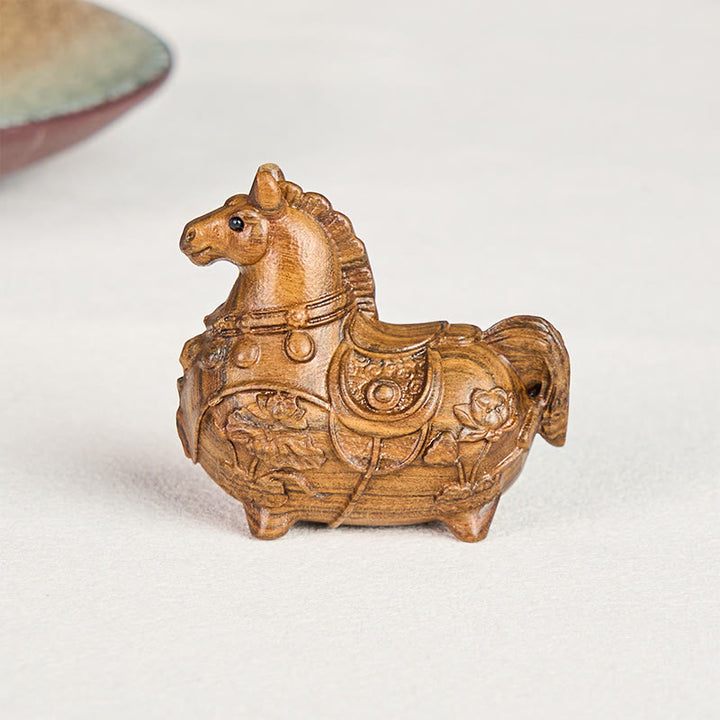 Buddha Stones Mini décoration Année du Cheval Lotus Ébène Bois de Tilleul Bois de Santal Vert 5,5*5*3,2 cm - image 8