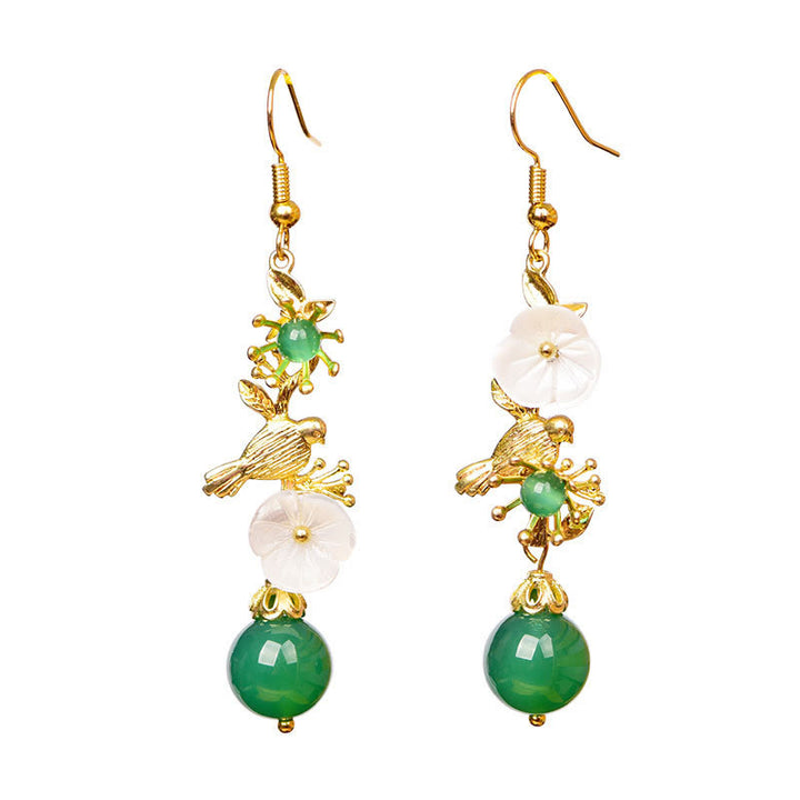Buddha Stones Boucles d'oreilles pendantes en agate verte, fleur blanche et oiseau, ornées de perles et de perles d'agate verte - image 6