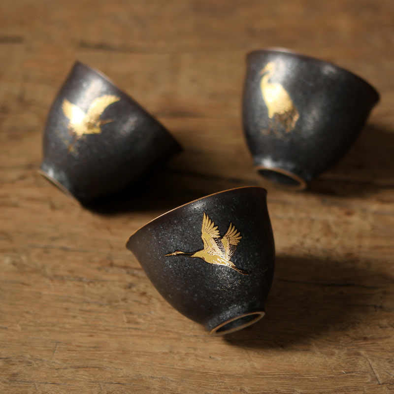 Buddha Stones Petite tasse à thé en céramique peinte à la main, motif grue dorée, 40 ml - image 8