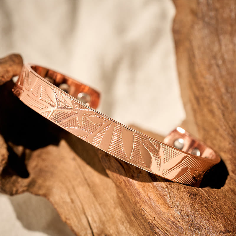 Buddha Stones Bracelet jonc ouvert en cuivre à motif de rose, symbole de chance et d'équilibre. - image 2