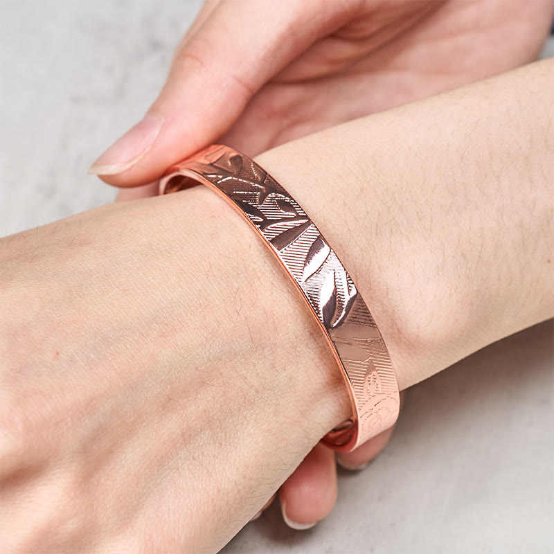 Buddha Stones Bracelet jonc ouvert en cuivre à motif de rose, symbole de chance et d'équilibre. - image 3