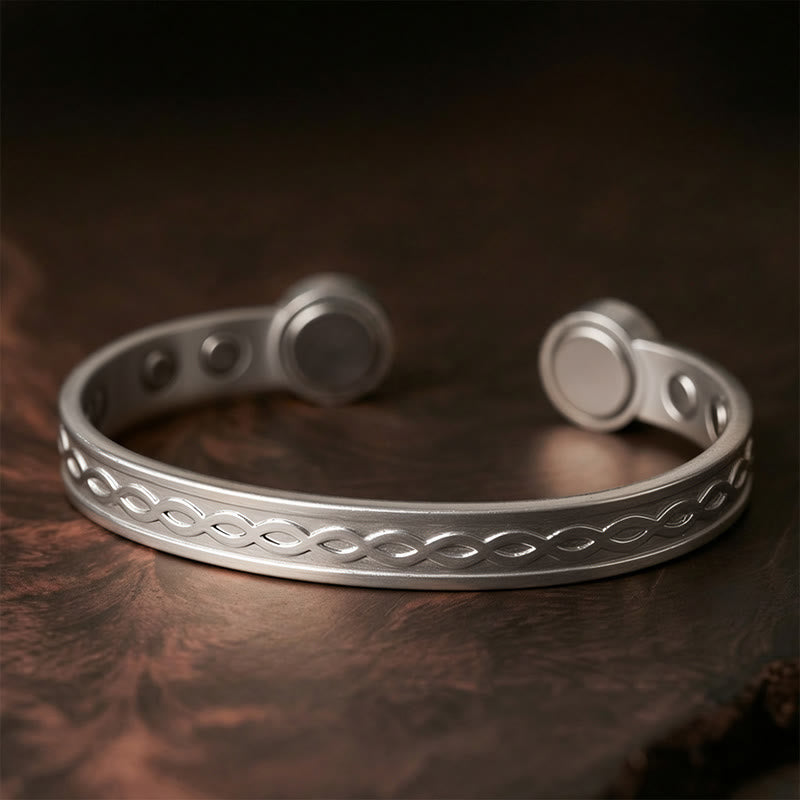 Buddha Stones Bracelet jonc ouvert en cuivre à motif de boucles entrelacées, symbole de chance et d'équilibre. - Argent (Tour de poignet : 15-18 cm) - image 7