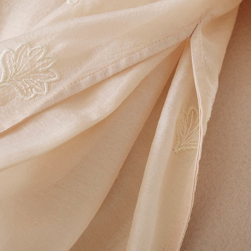 Buddha Stones Robe maxi à broderie florale, col montant à boutons brandebourg et fente latérale, manches mi-longues - image 12