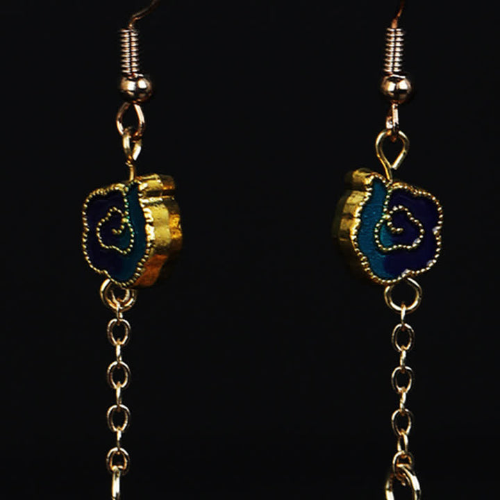 Buddha Stones Boucles d'oreilles pendantes à crochet, en soie artisanale, en forme de pétale, symbole de bonne fortune et de bénédiction. - image 6