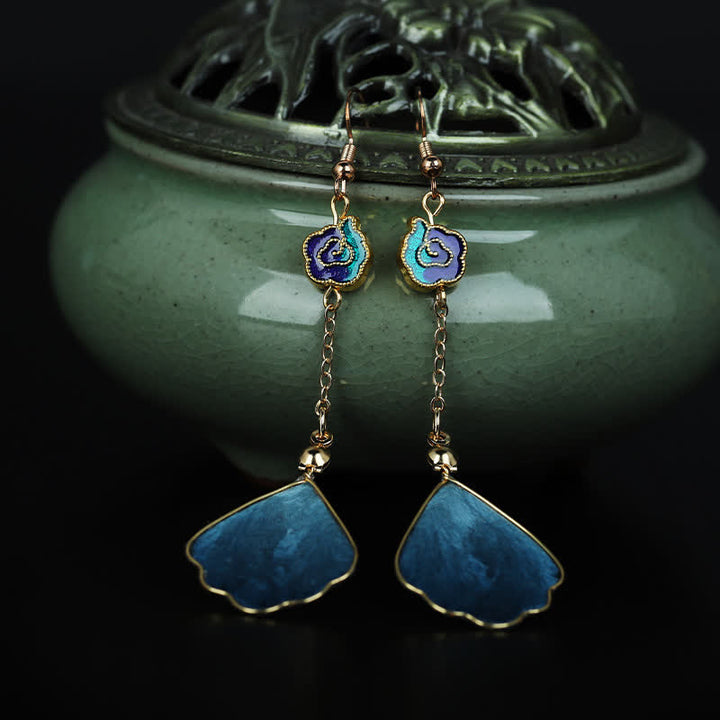 Buddha Stones Boucles d'oreilles pendantes à crochet, en soie artisanale, en forme de pétale, symbole de bonne fortune et de bénédiction. - image 3