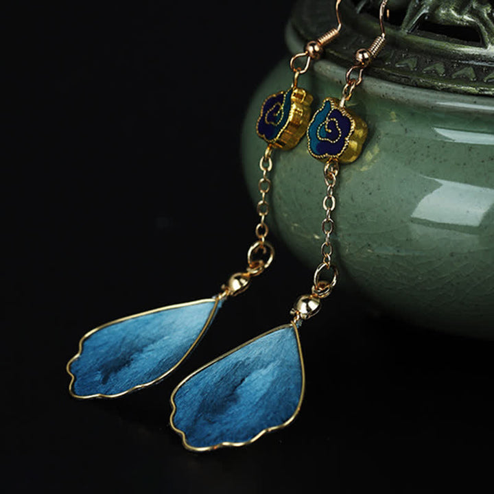 Buddha Stones Boucles d'oreilles pendantes à crochet, en soie artisanale, en forme de pétale, symbole de bonne fortune et de bénédiction. - image 2