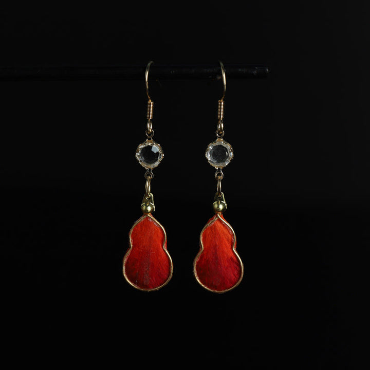 Buddha Stones Boucles d'oreilles crochet en verre et soie rouge artisanales, porte-bonheur, en forme de calebasse. - Courge (Dimensions : 4 x 1,5 cm) - image 0