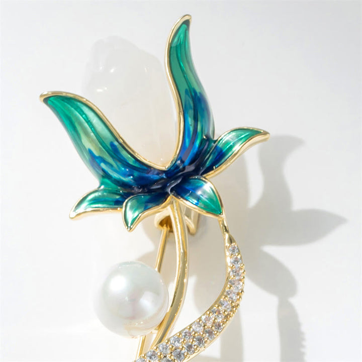 Buddha Stones Broche en cuivre « Fleur de magnolia et perle, symbole d'optimisme » - image 2