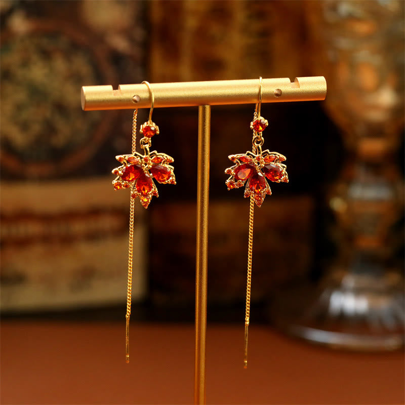 Buddha Stones Boucles d'oreilles pendantes en cuivre avec zircon rouge et feuille d'érable, porte-bonheur - image 3