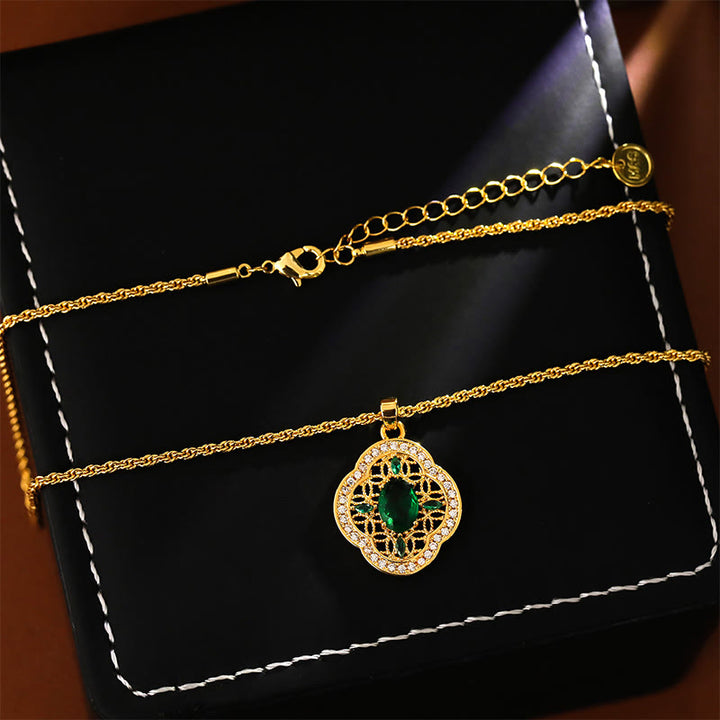 Buddha Stones Collier porte-bonheur avec pendentif trèfle à quatre feuilles ajouré, chaîne plaquée or et cuivre. - image 4