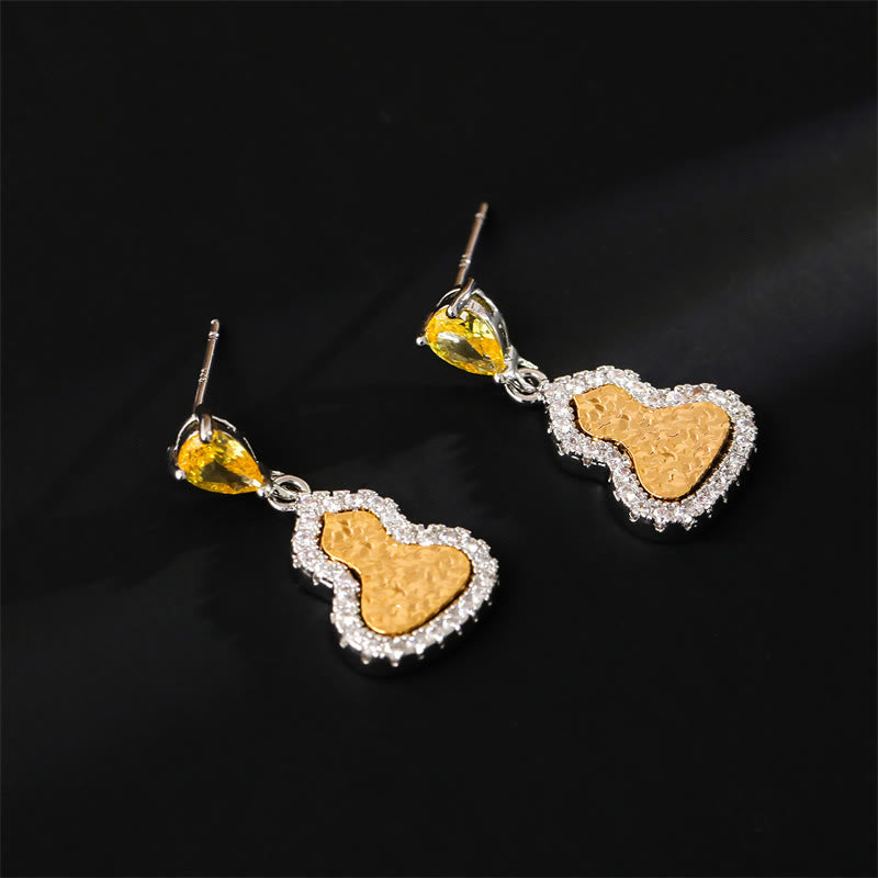 Buddha Stones Boucles d'oreilles puces en cuivre et zircon doré, symbole de richesse, en forme de gourde. - image 2