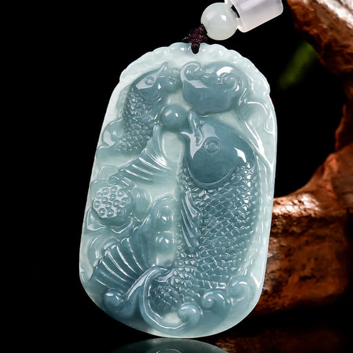 Buddha Stones Collier pendentif en jade naturel sculpté représentant deux carpes koï, symbole de prospérité. - image 2